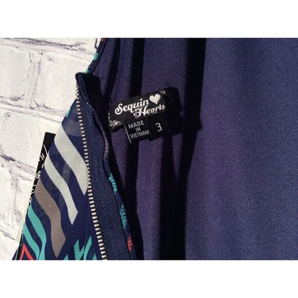 Sequin Hearts Women’s Dress Size 3 Sleeveless Chevron Design BlueTeal BeigeCoral - Picture 6 of 8